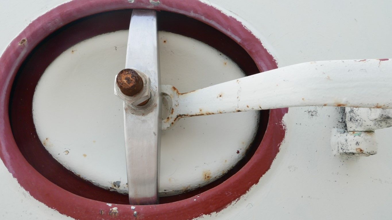 Sektdrucktank aus Stahl, liegend (3)