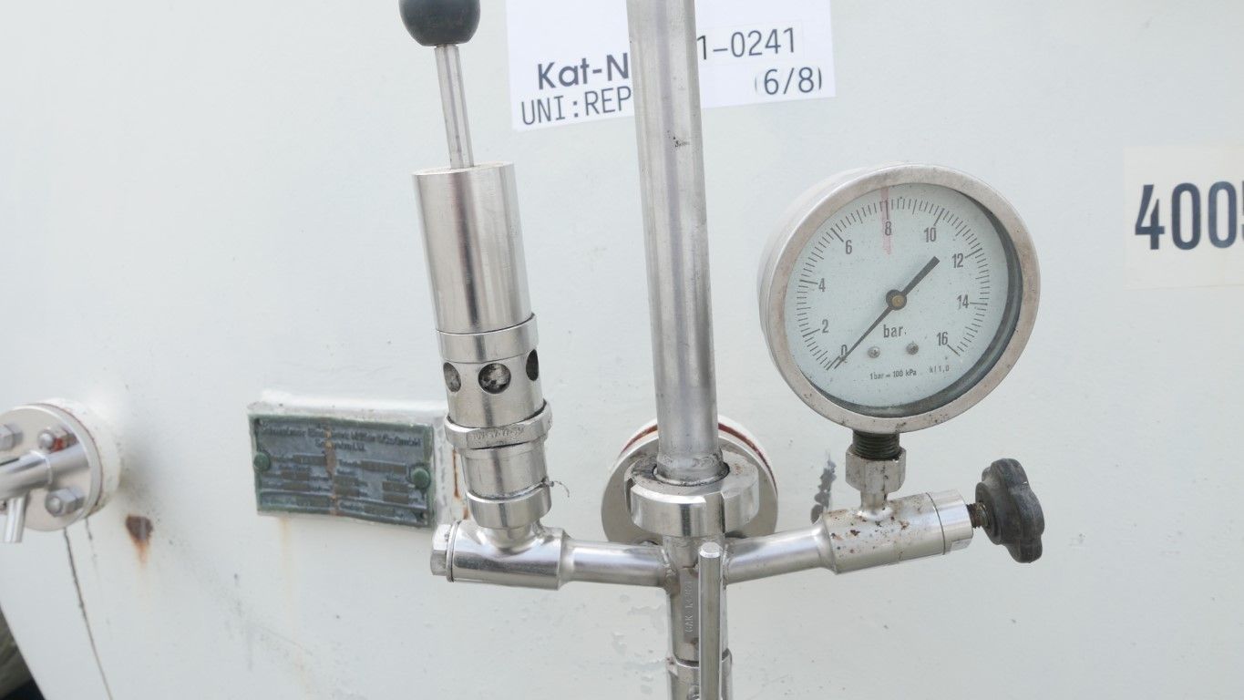 Sektdrucktank aus Stahl, liegend (5)