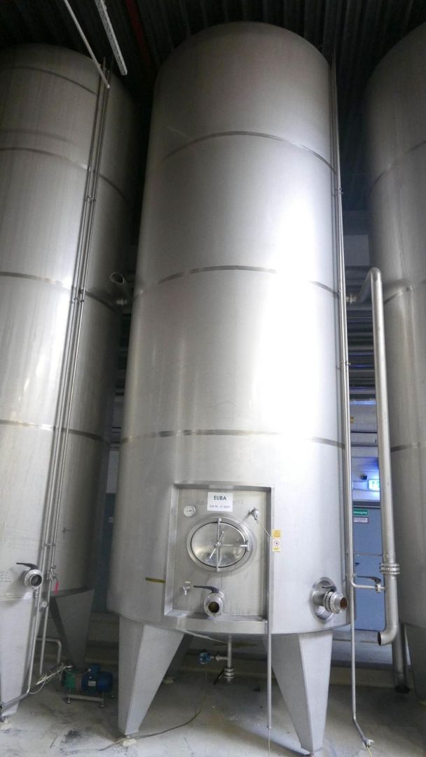 Edelstahlbeh&auml;lter aus V2A, stehend, mit Isolierung (1)