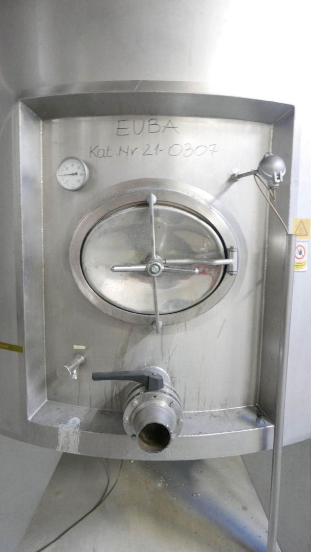 Edelstahlbehälter aus V2A, stehend, mit Isolierung (2)