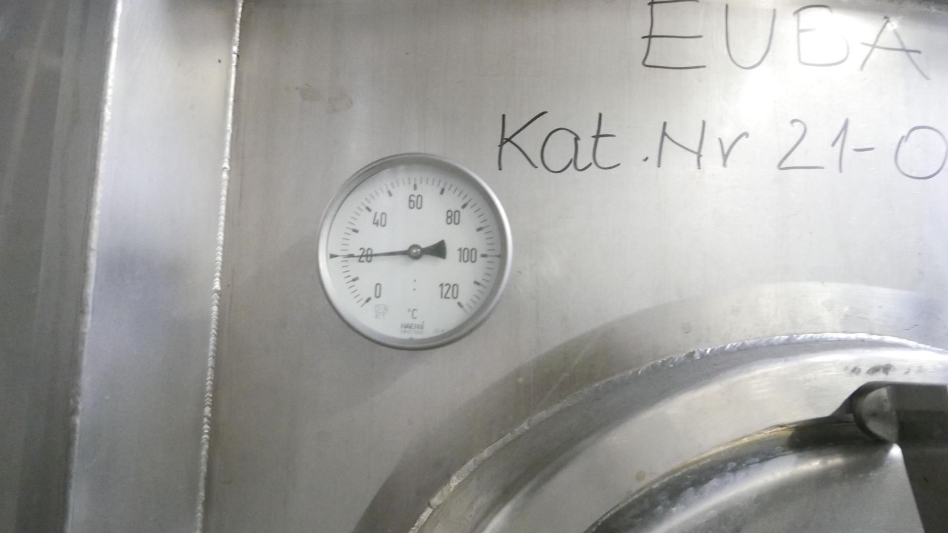 Edelstahlbehälter aus V2A, stehend, mit Isolierung (3)