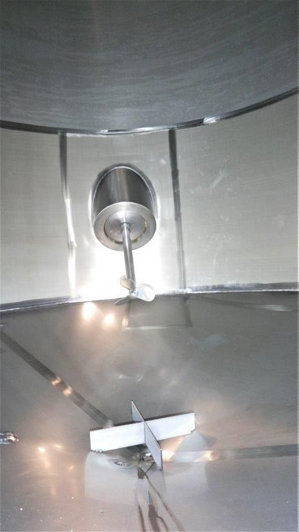 Edelstahl-Rührwerkbehälter, stehend (3)