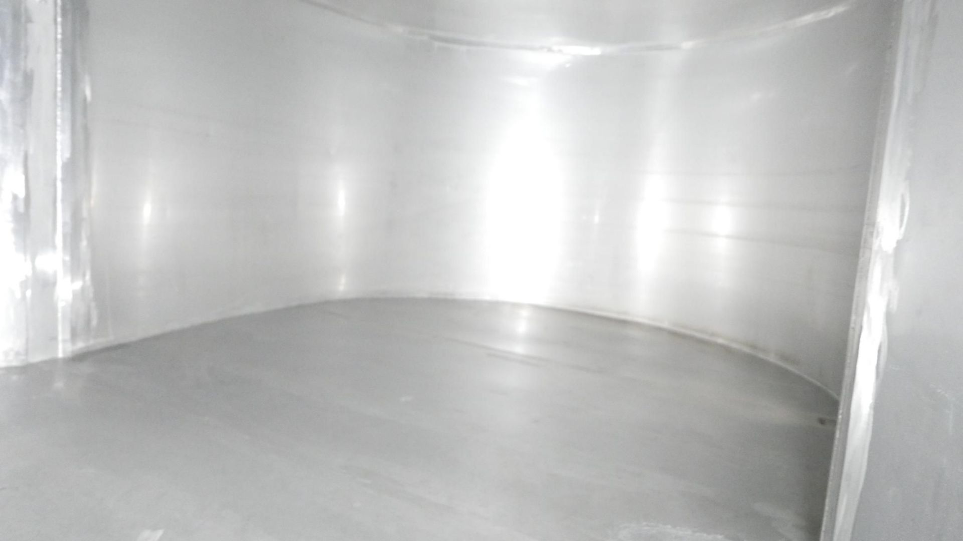 Edelstahl-Flachbodenbehälter aus V2A (3)