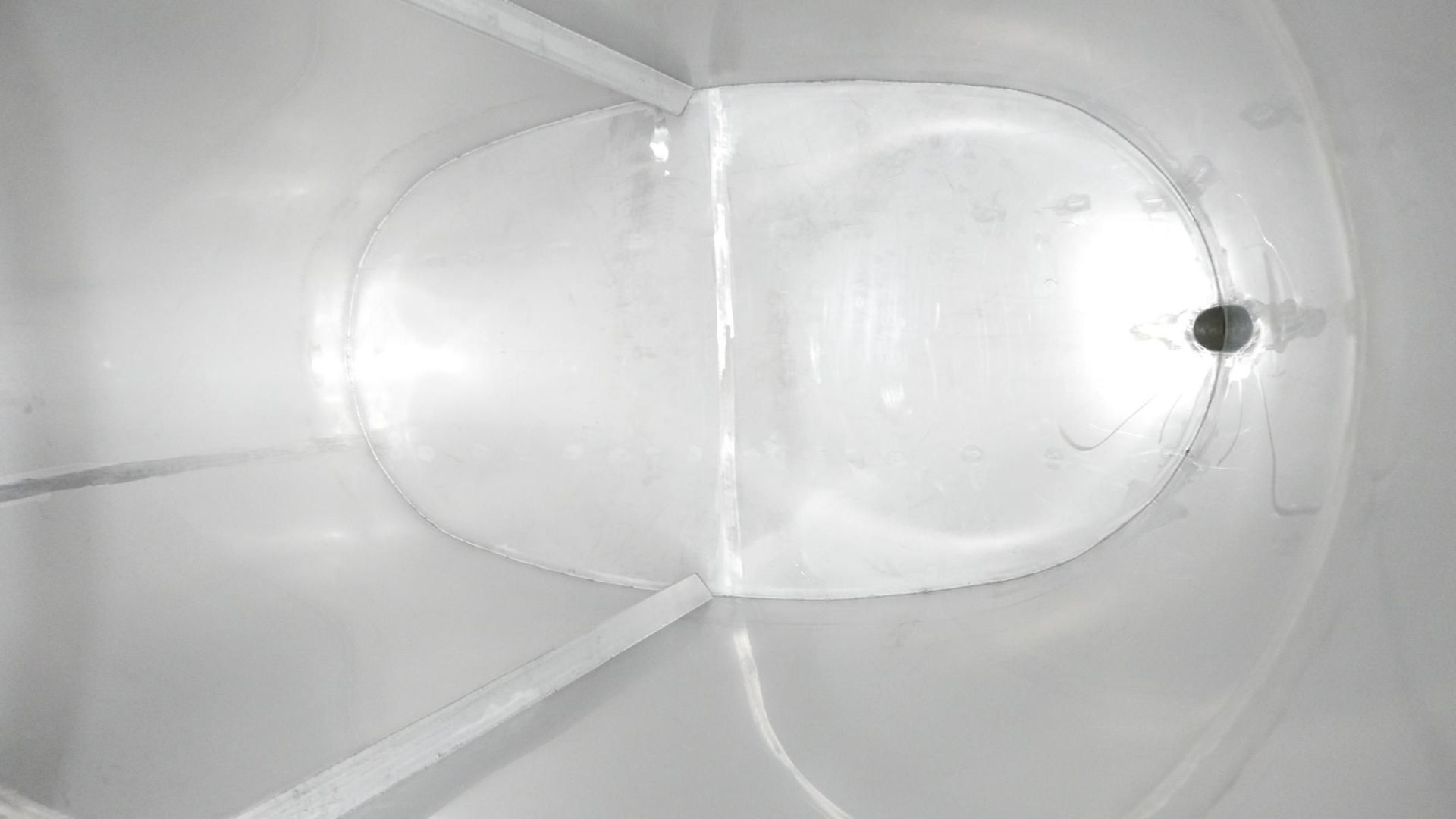 Edelstahl-Flachbodenbehälter aus V2A (5)