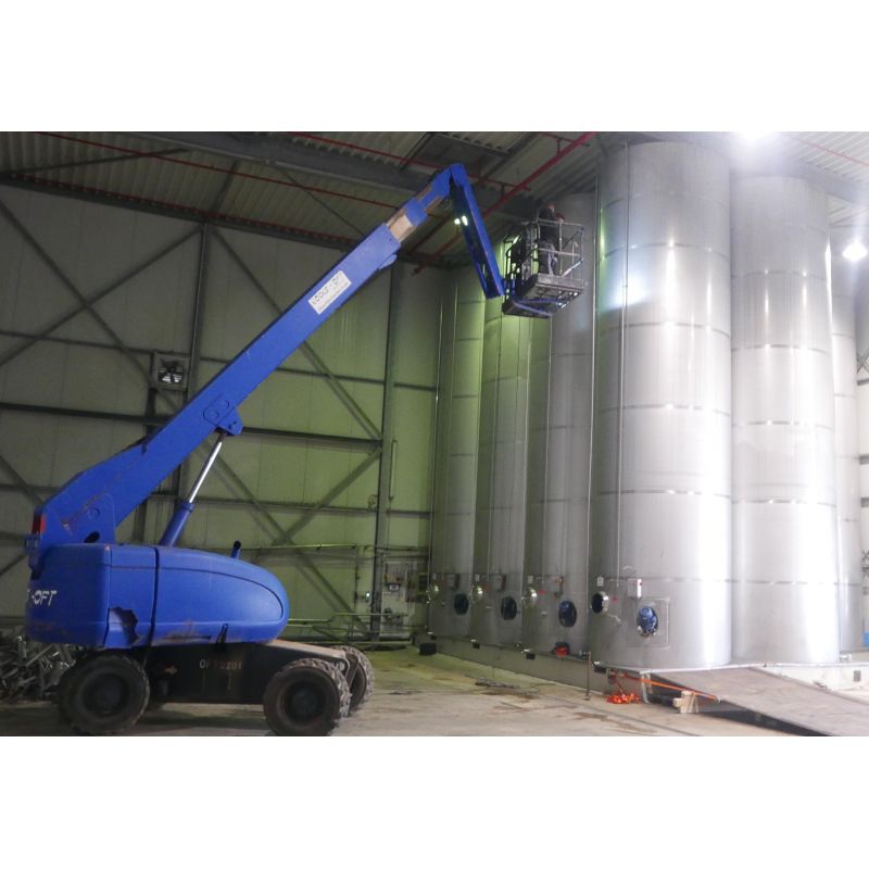 Edelstahl-Flachbodenbeh&auml;lter aus V2A, R&uuml;hrwerktank (1)