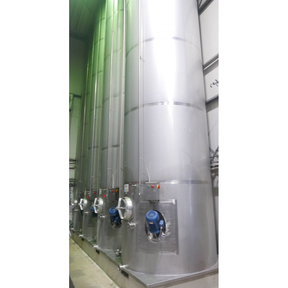 Edelstahl-Flachbodenbeh&auml;lter aus V2A, R&uuml;hrwerktank (1)