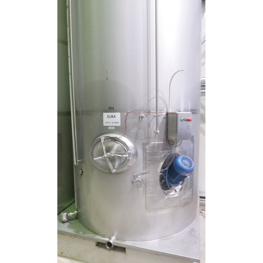 Edelstahl-Flachbodenbehälter aus V2A, Rührwerktank (2)