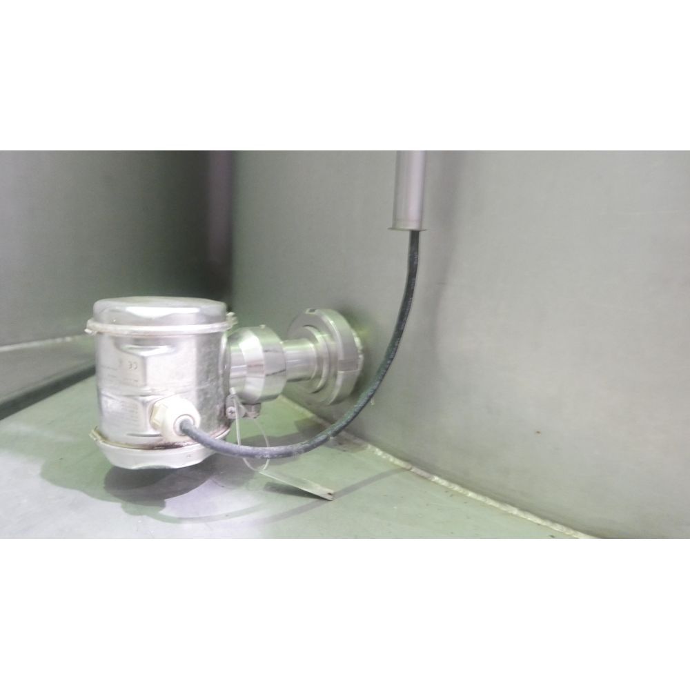 Edelstahl-Flachbodenbehälter aus V2A, Rührwerktank (4)