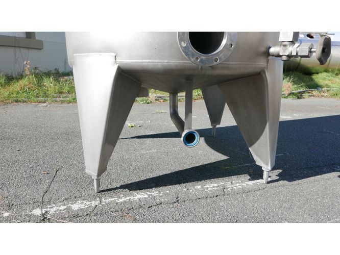 Edelstahlbehälter aus V2A, stehend (CIP-Behälter) (3)