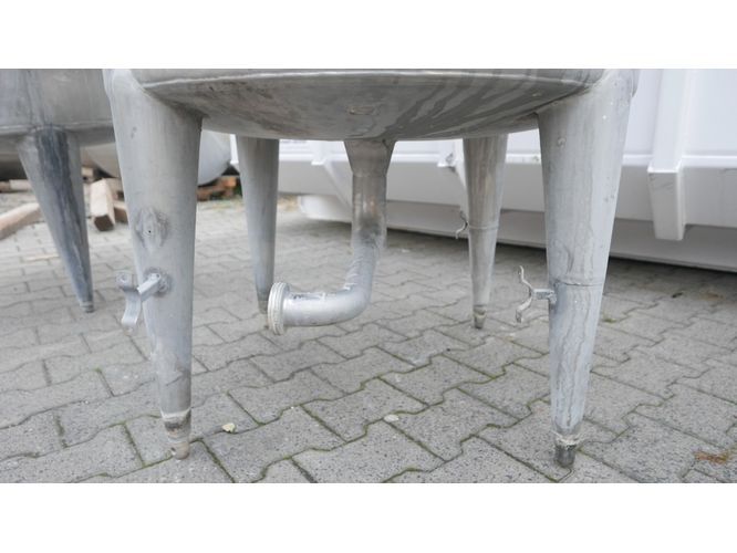 Edelstahl-Rührwerkbehälter aus V2A, stehend (4)
