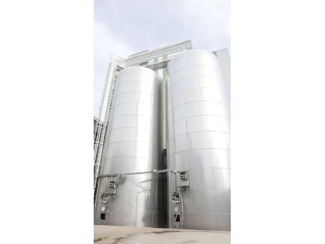 Edelstahl-R&uuml;hrwerkbeh&auml;lter aus V2A, stehend, isol. (1)