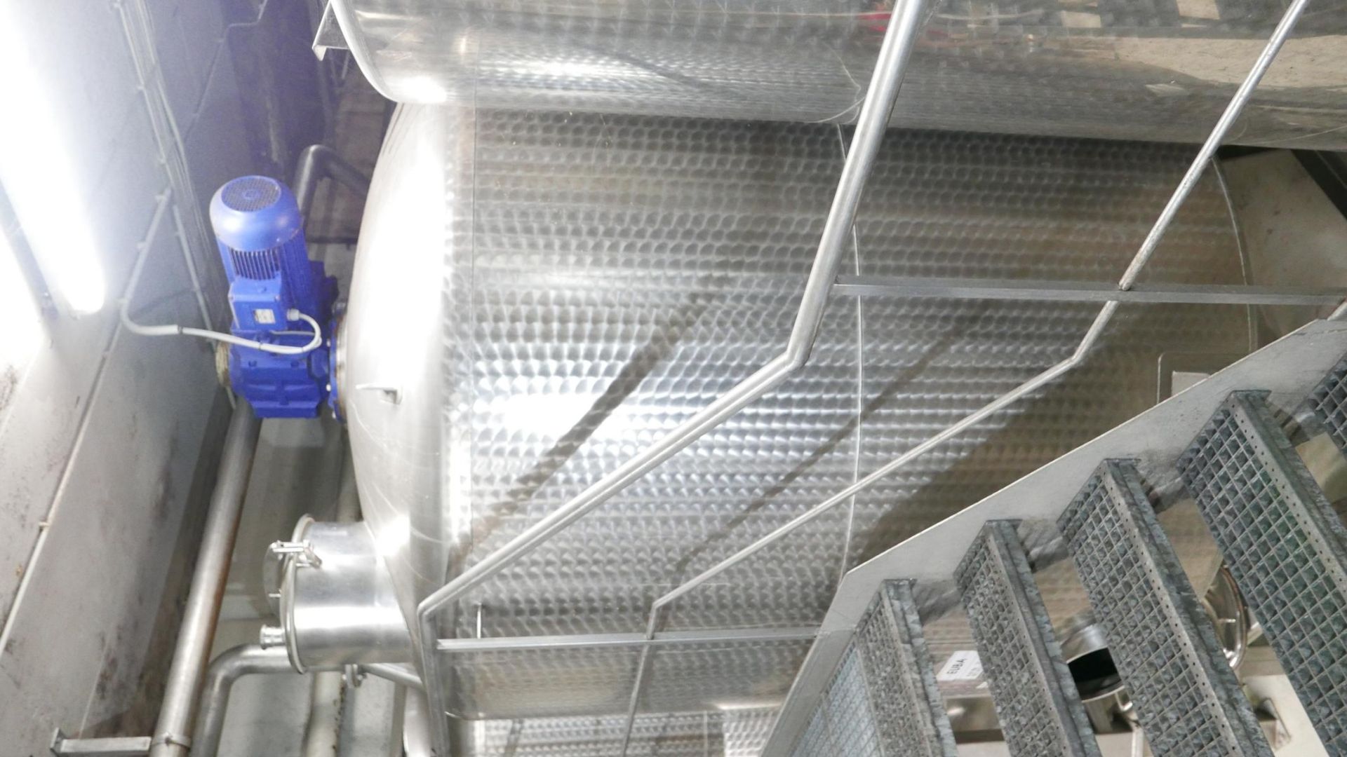 Edelstahl-R&uuml;hrwerkbeh&auml;lter aus V2A, stehend (1)