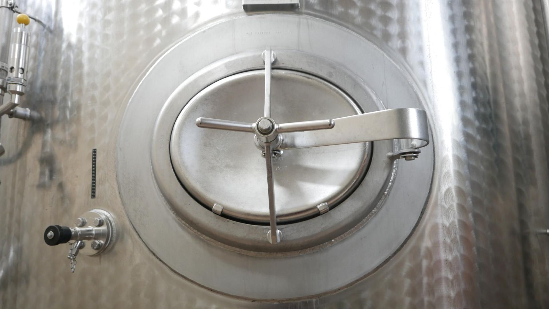 Edelstahl-Druck-/Rührwerkbehälter aus V2A, stehend (3)