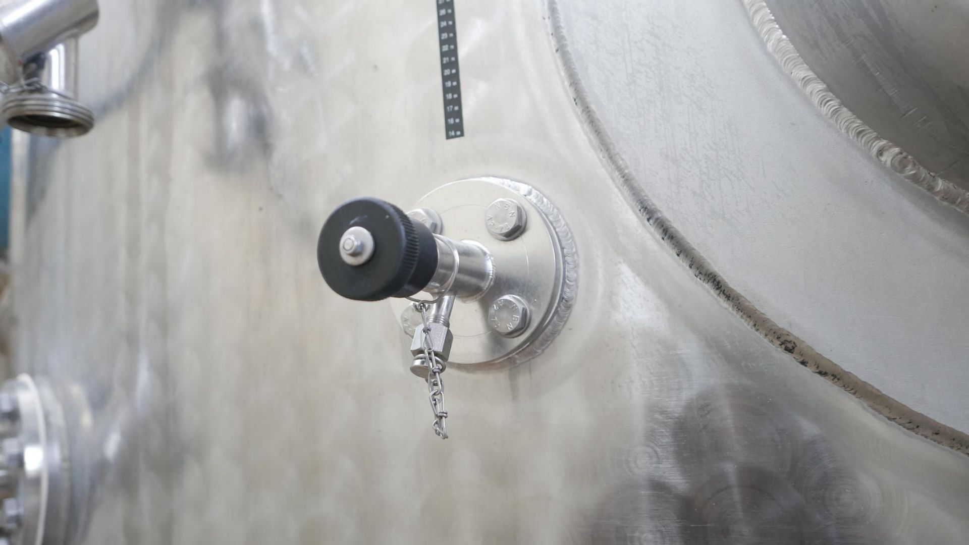 Edelstahl-Druck-/Rührwerkbehälter aus V2A, stehend (4)