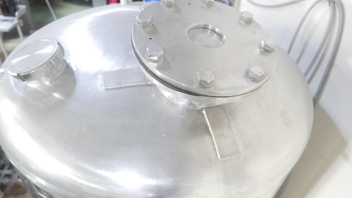 Edelstahl-Druck-/Rührwerkbehälter aus V2A (5)