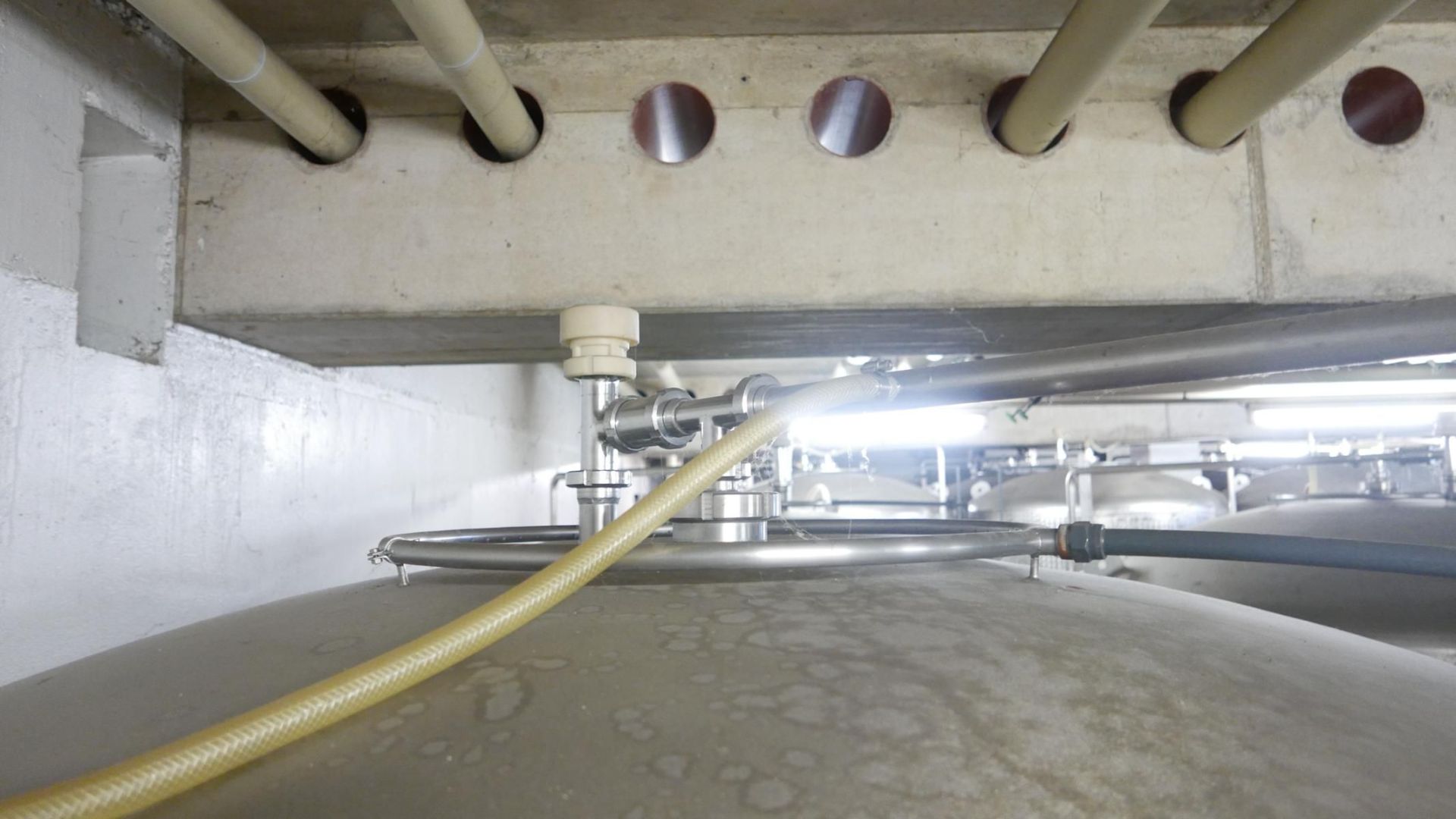 Edelstahlbehälter aus V2A, stehend (2)