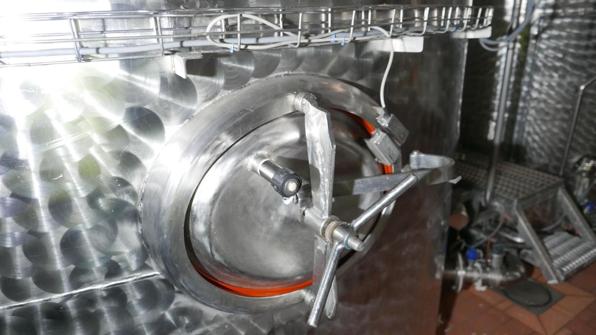 Edelstahl-Rührwerkbehälter aus V2A, stehend (5)