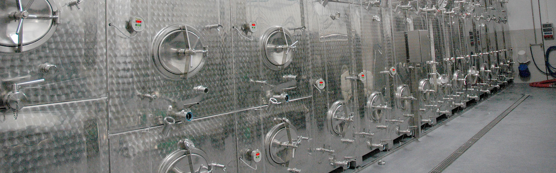 Banner Slider Neubehaelter 11