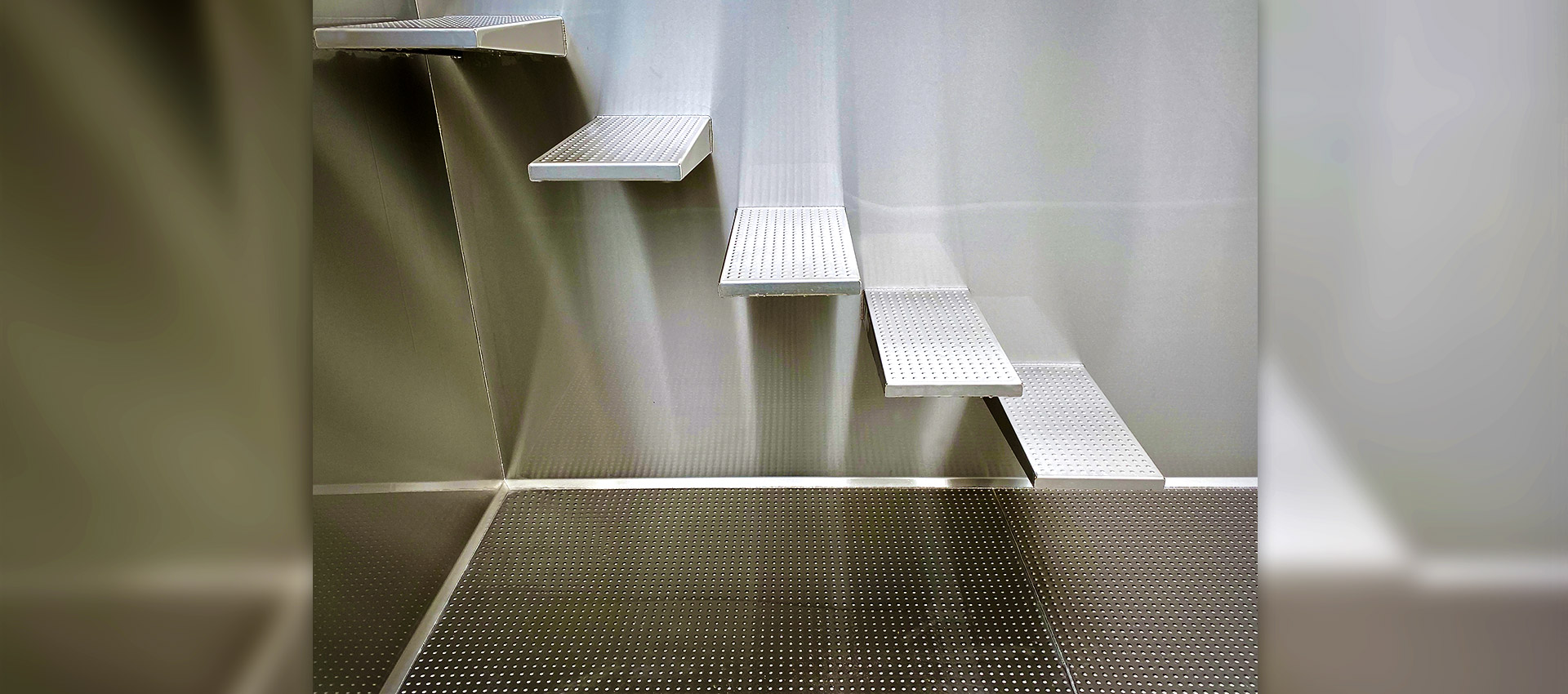 Tank und Apparate Barth GmbH: Edelstahlpools 05