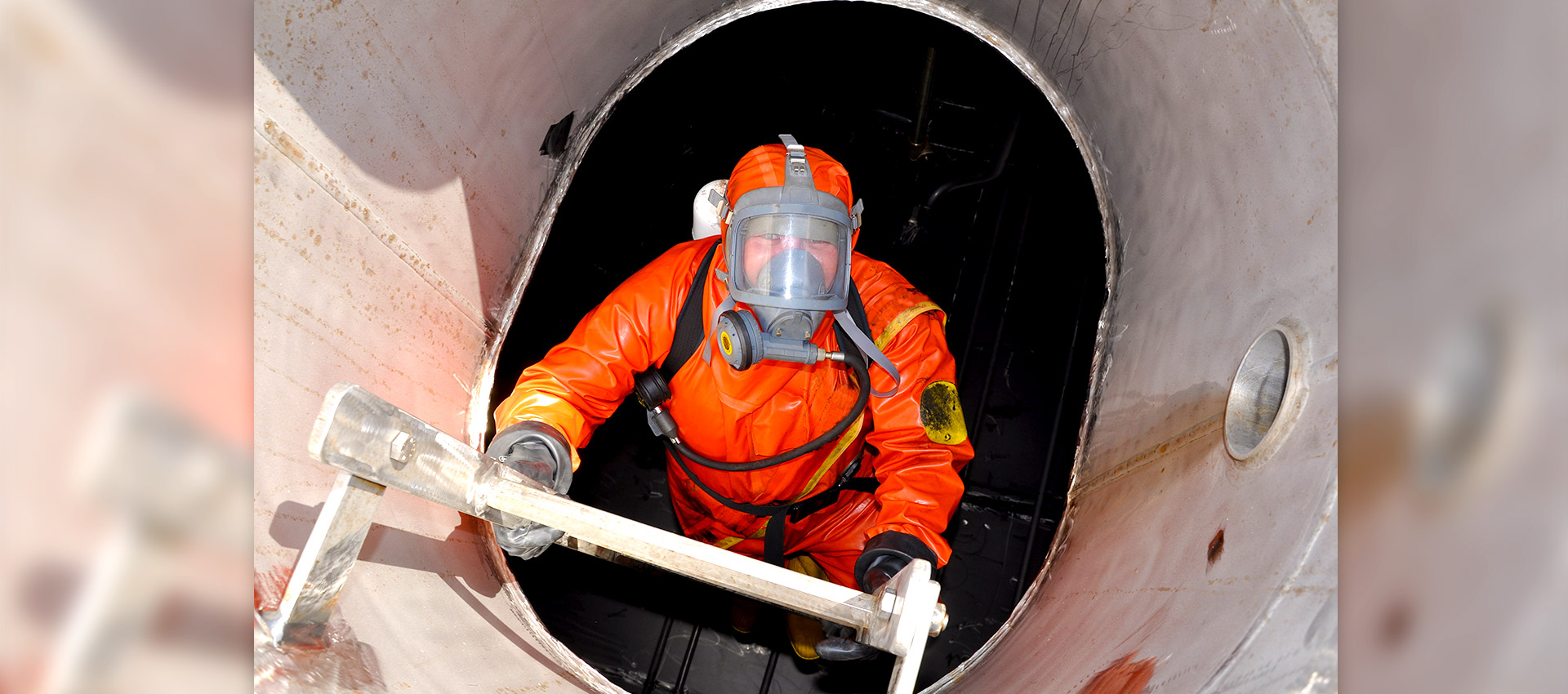 Tank und Apparate Barth GmbH: Tankreinigung 04